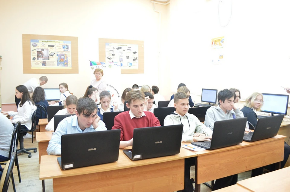 Кубанские школьники познакомились с IT-профессиями. Фото: пресс-службы администрации Краснодарского края.