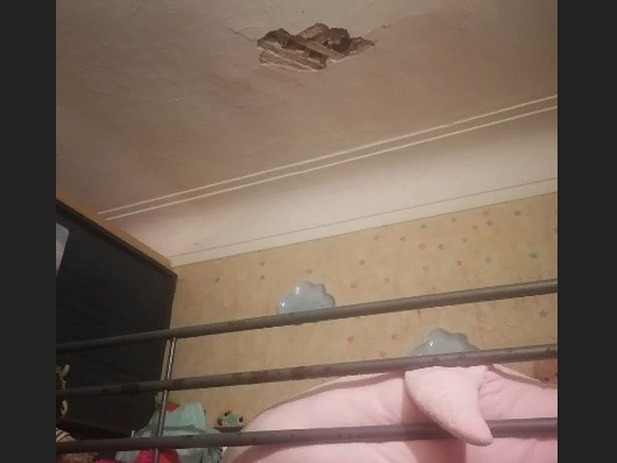Как заштукатурить потолок из дранки?