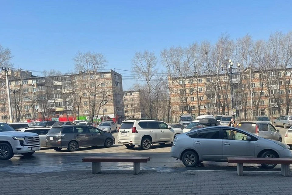 Автомобиль наехал на девятилетнего мальчика в Хабаровске