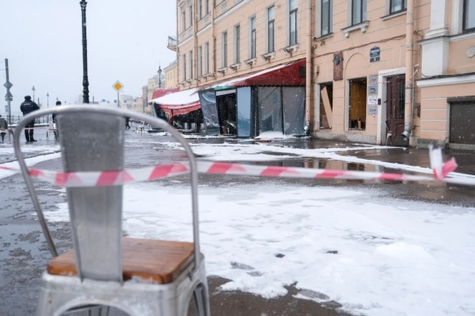 В кафе во время творческой встречи прогремел взрыв