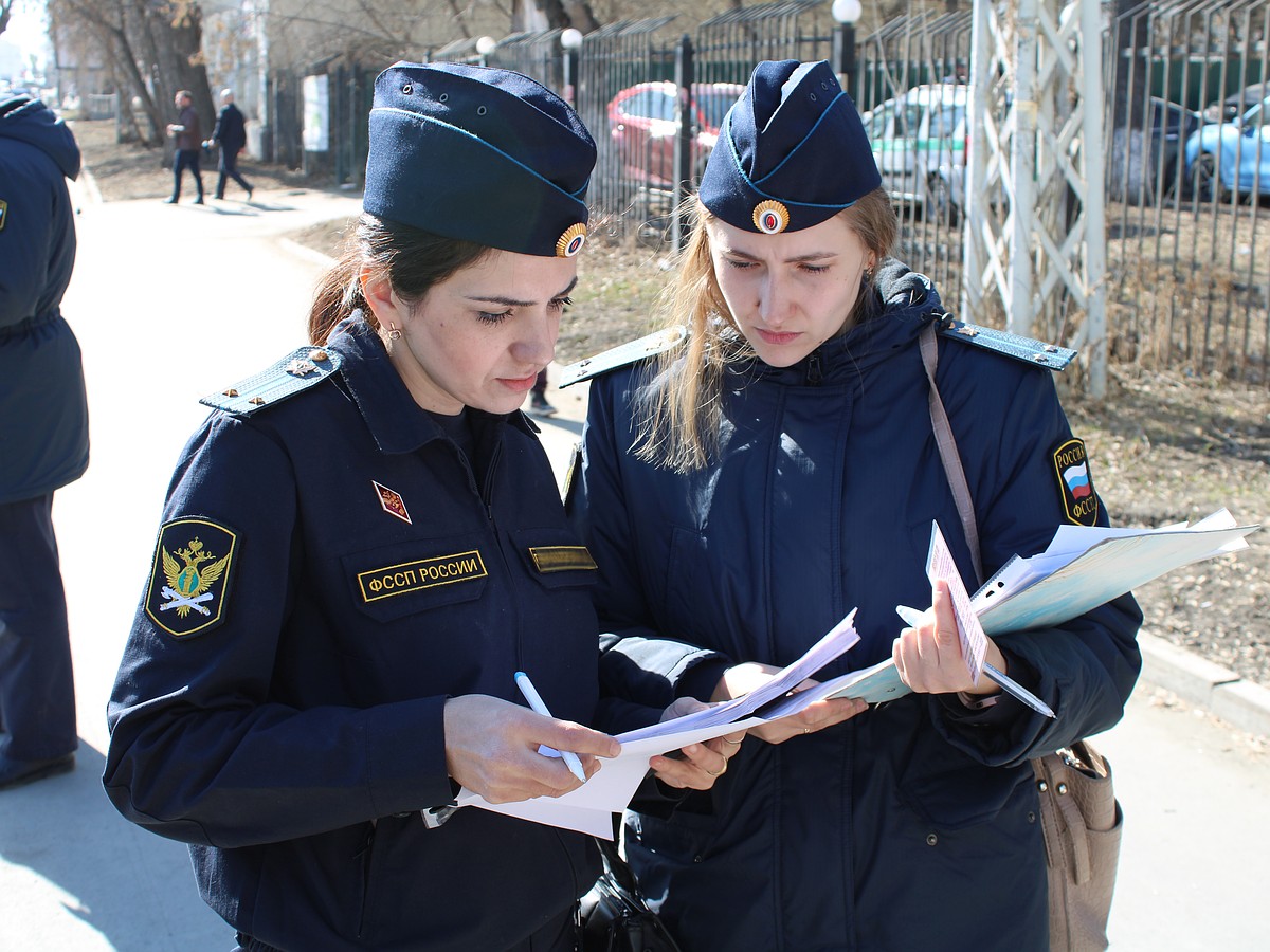 Почти два миллиона рублей задолженностей погасили екатеринбуржцы за день -  KP.RU