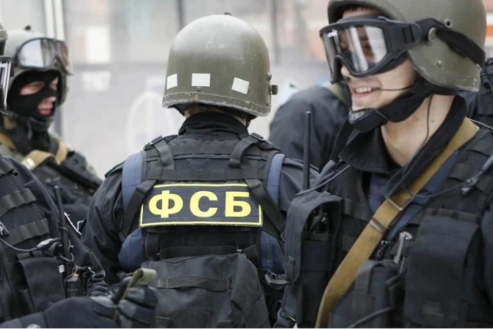 ФСБ задержали трех иностранцев с крупной партией кокаина