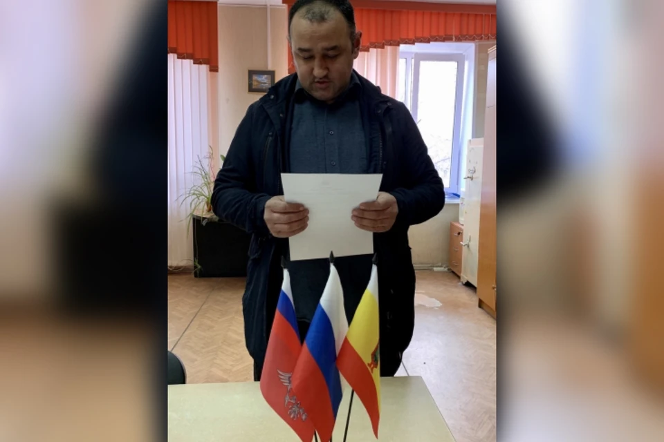 Восемь человек из ближнего зарубежья приняли в Рязани присягу гражданина России.