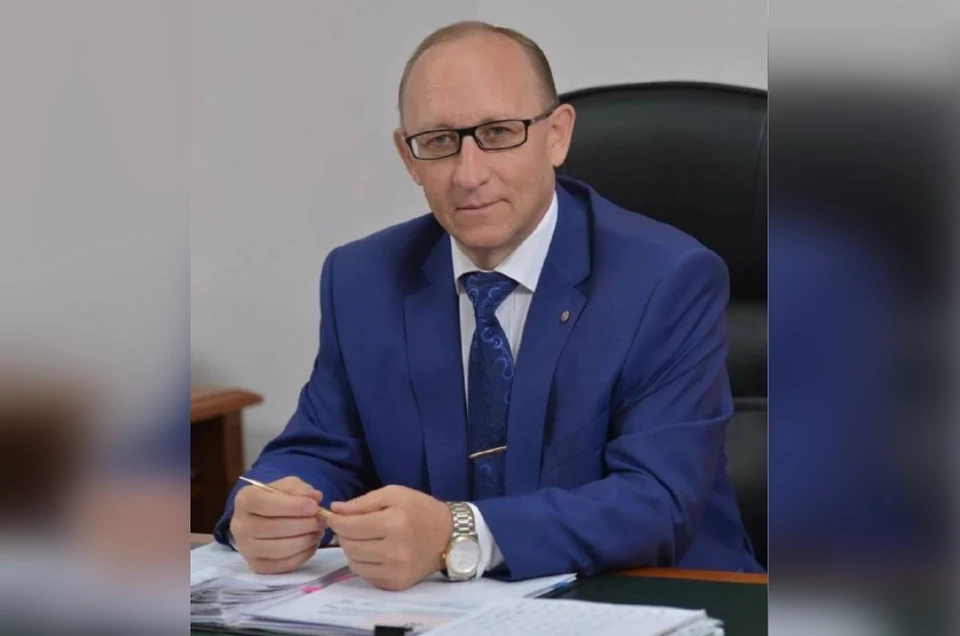 Депутат взял отпуск с декабря по март, но до сих пор не вернулся к работе / Фото: t.me/Hinshtein