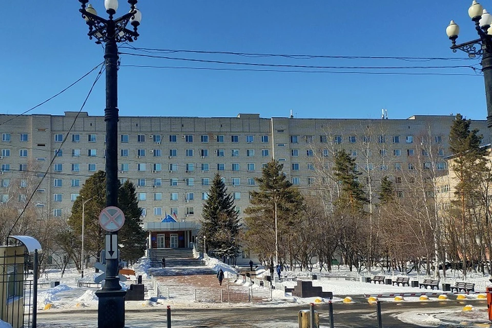 Хабаровские больницы и поликлиники уйдут на выходные только на 1 и 9 мая