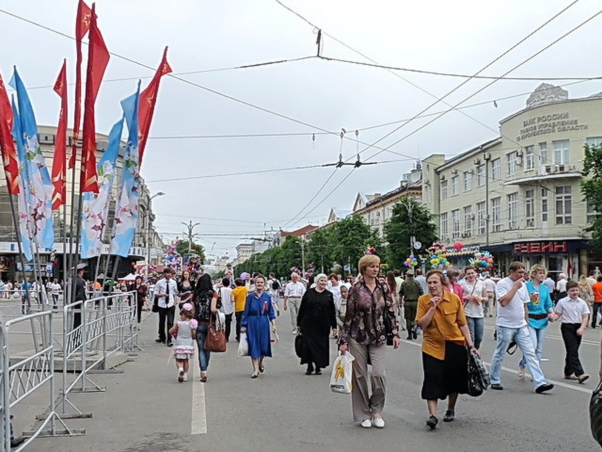 Куда сходить на 1 мая 2023 года в Воронеже: музыка в парках, игры в ДК,  спектакль у фонтана - KP.RU