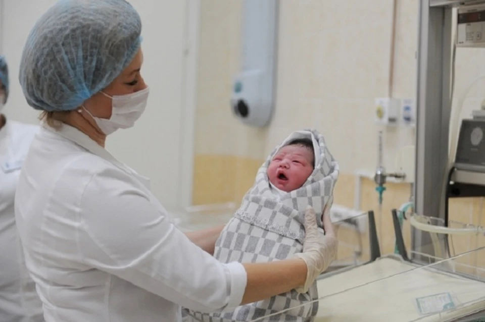 104 младенца появились на свет в ЛНР за неделю