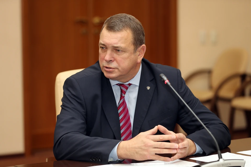 Александр Разов возглавляет администрацию Собинского района.