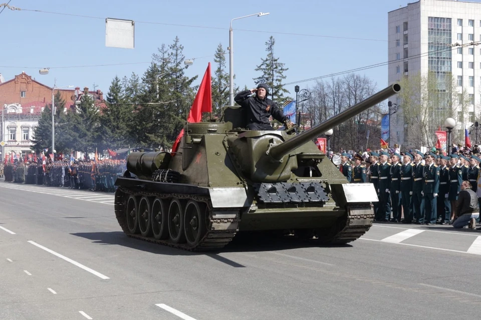 В Томске празднование Дня Победы начнется с забега "Миля Мира" и митинга-парада.