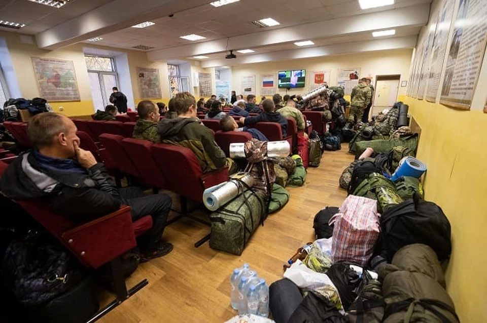 Продолжительность военного сбора не должна превышать 60 дней.