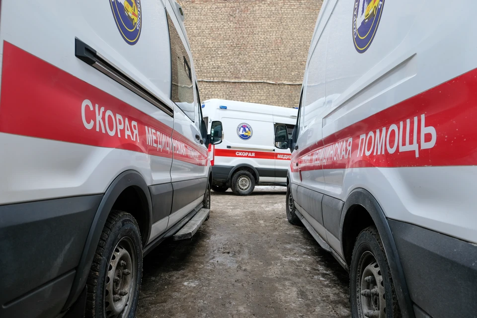 Восьмиклассник упал с 60-метровой высоты в Калининском районе Петербурга