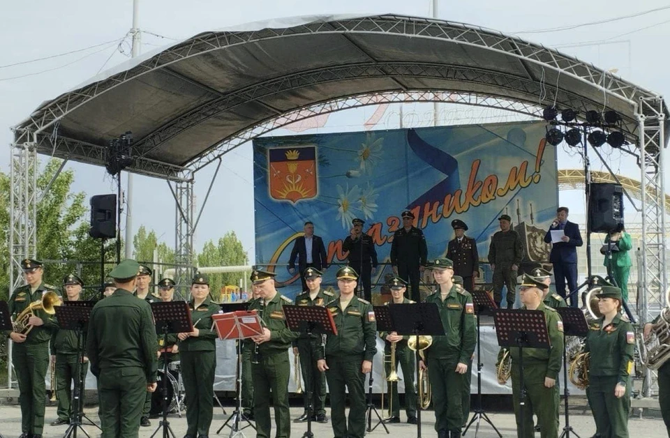 Астраханцы присоединились к акции «Военная служба по контракту в вооружённых силах – твой выбор!»