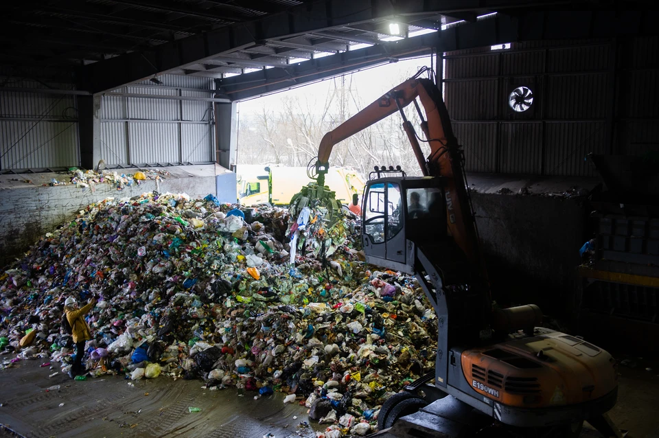 Новые нормативы накопления твердых коммунальных отходов установят в Петербурге.