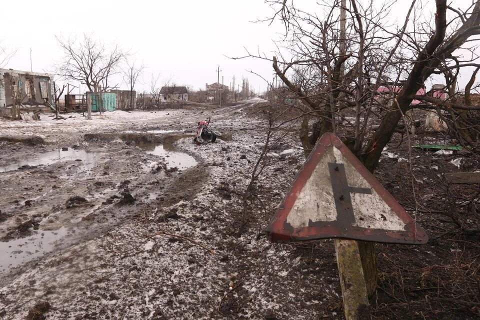 РИА Новости: Российские войска установили огневой контроль над участком трассы под Авдеевкой