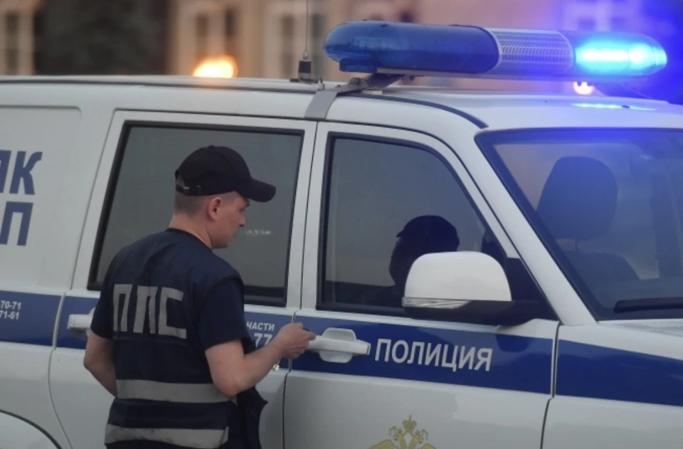 В Смоленске на улице Ломоносова обнаружили мужчину с ножевым ранением.