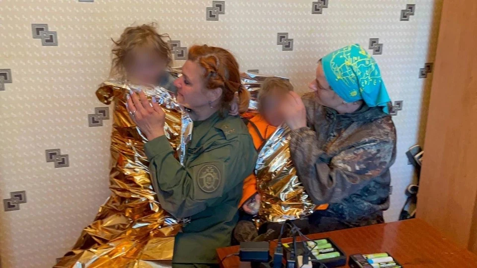 Обе девочки сейчас находятся в больнице под присмотром медиков, а их братья и сестры - в приюте. Фото: СУ СК России по Кемеровской области.