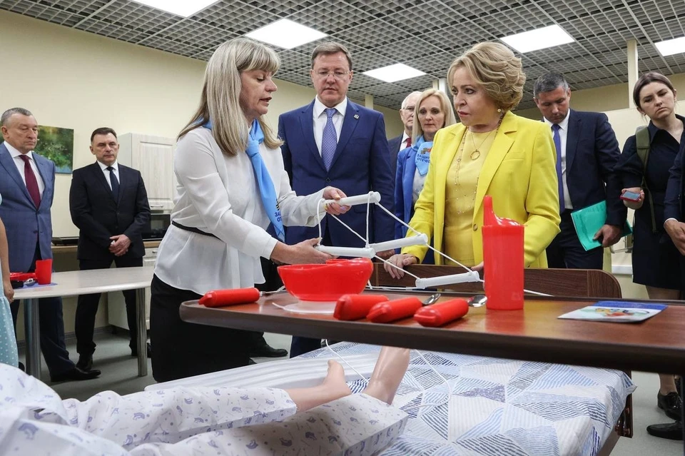 Валентина Матвиенко оценила филиал фонда. Фото: пресс-служба Совета Федерации.
