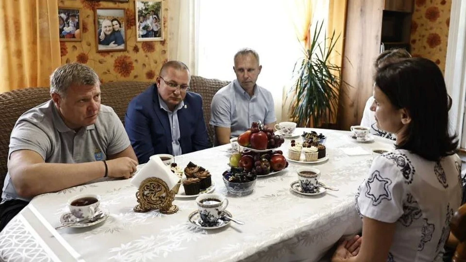 Игорь Бабушкин посетил семью мобилизованного астраханца