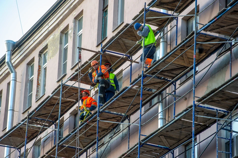 В отремонтированном доме у метро «Волковская» поселятся молодые семьи