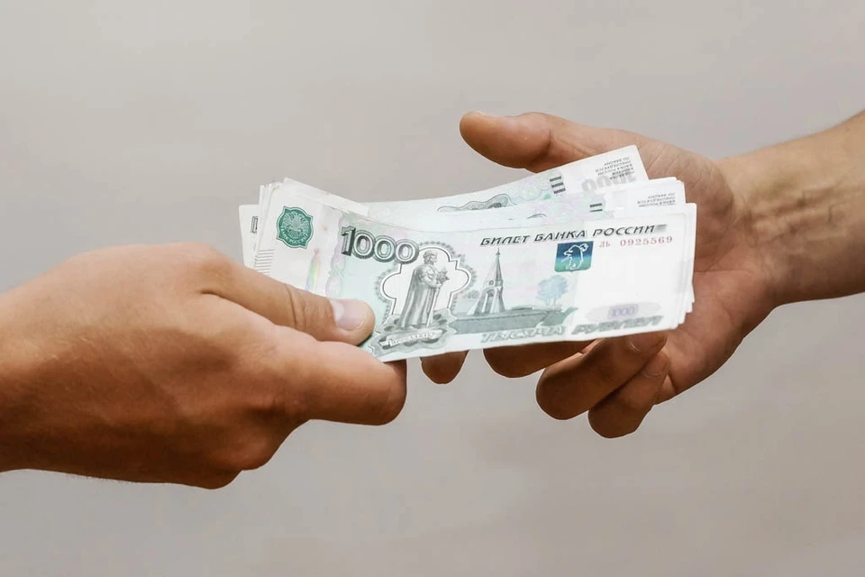 Парень нашел способ незаконного заработка через мессенджер.