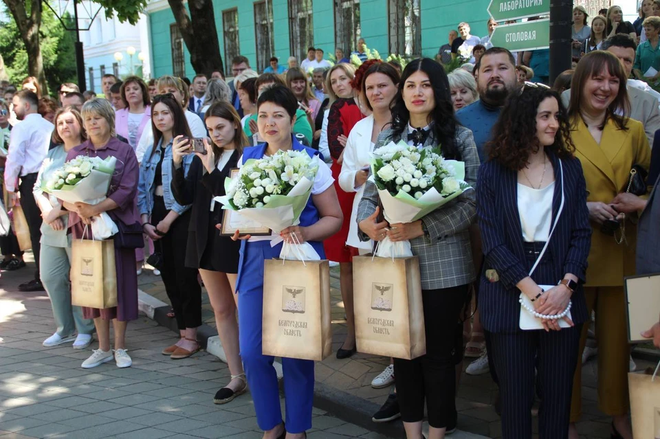 Аллея Славы медработников Белгородской области пополнилась новыми именами.