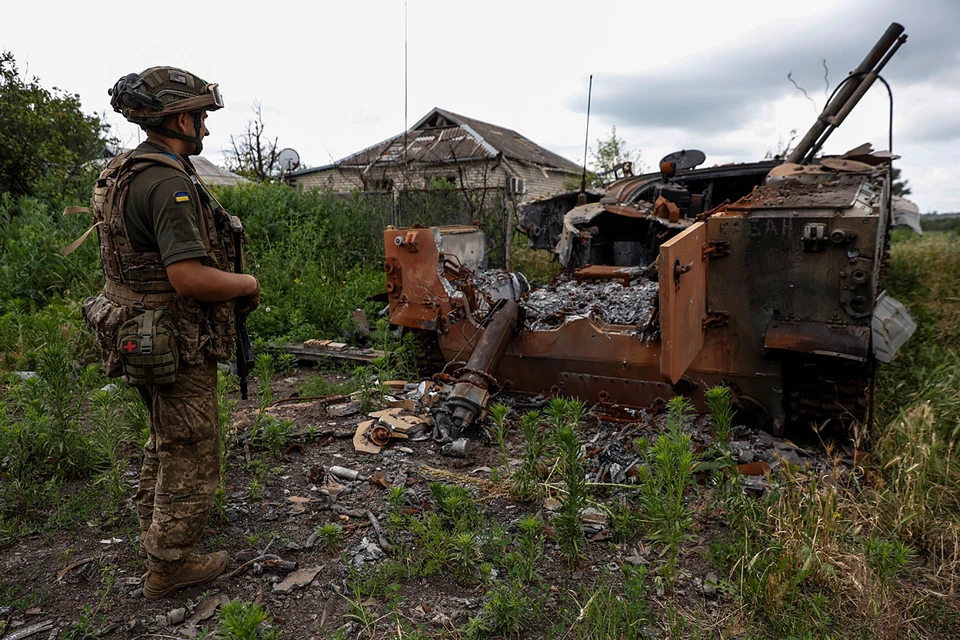 Украинские войска потеряли на трех направлениях почти 80 военных, а также 70 танков