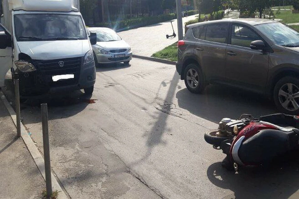 Водитель мопеда не предоставил преимущества на дороге. Фото: ГУ МВД Херсонской области