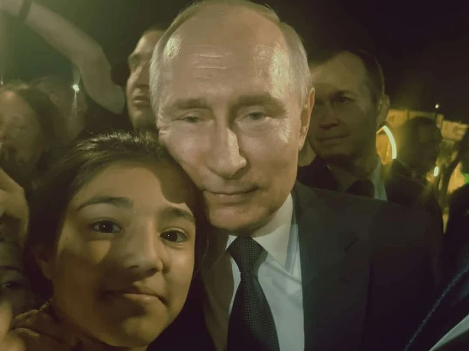 Девочка, которую поцеловал Путин в Дербенте, поделилась эмоциями. Фото: соцсети