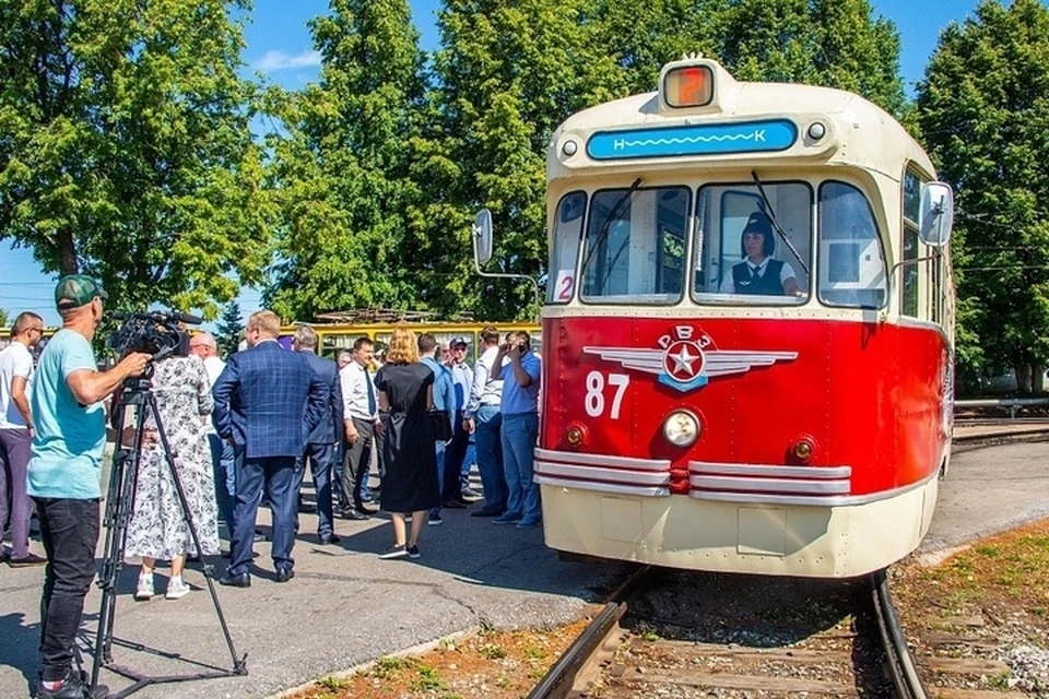 Как отметил замглавы исполкома Нижнекамского района, для города инфраструктура наземного электротранспорта должна стать основой транспортного каркаса. Фото: vk.com/nknews