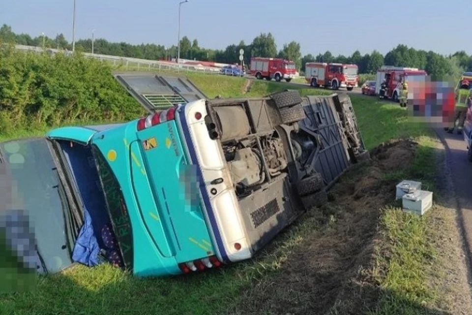 Автобус из Бреста перевернулся в Польше из-за самоуверенности водителя, установило следствие. Фото: bp24.pl