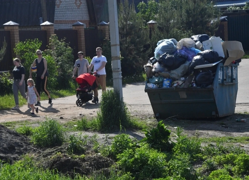 Местные жители уже обращались с жалобами представителям Минэкологии Татарстана.