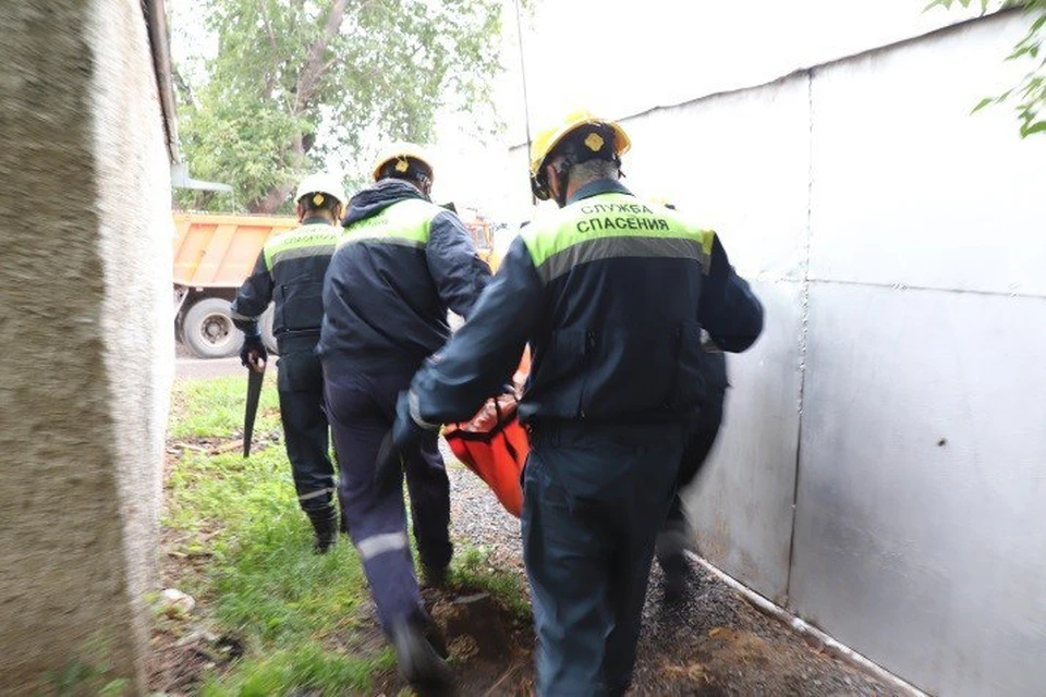 В Кемерове спасли крупного мужчину.