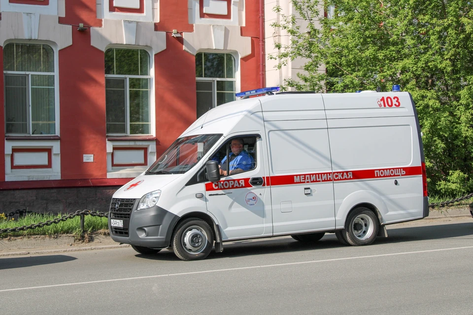 На данный момент на месте происшествия работают правоохранительные органы. Фото: Наталья Качановская.