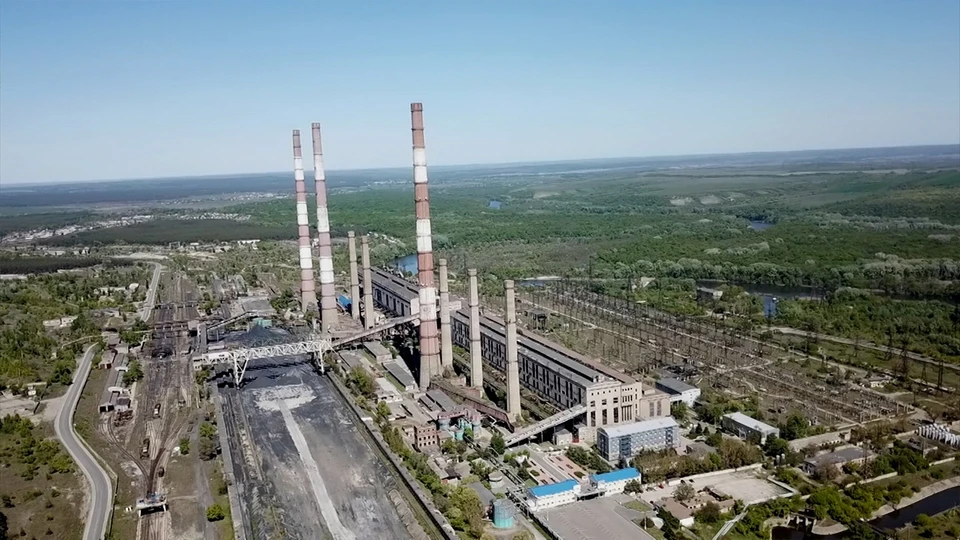 Луганская ТЭС возобновила работу в мае прошлого года. Фото - телеканал "Звезда"