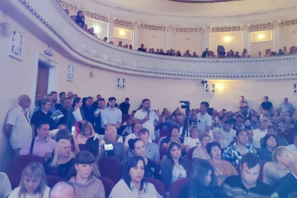 В министерстве архитектуры обещали вернуть территории в категорию сельскохозяйственных.