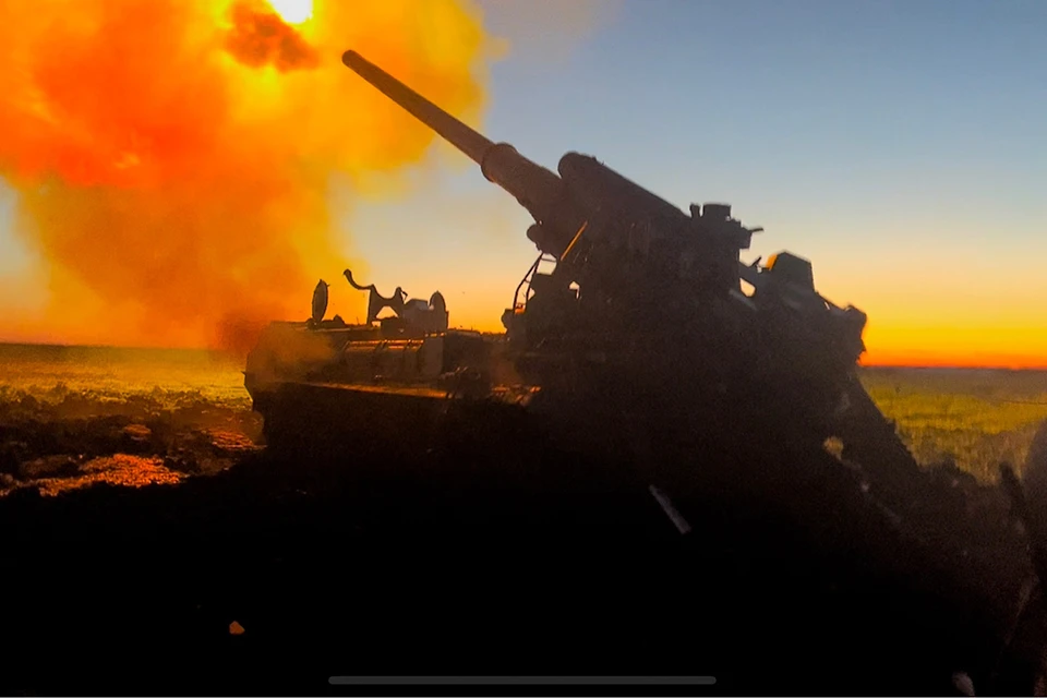 Российская артиллерия уничтожила пытавшихся наступать украинских штурмовиков.