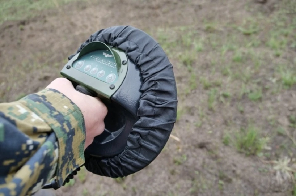 Саперы МЧС с начала года обезвредили на территории ЛНР около 5,4 тысяч взрывоопасных предметов