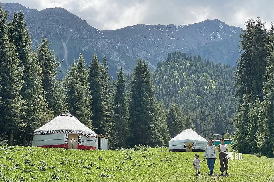 Кыргызская Республика - страна кочевников и небесных гор.