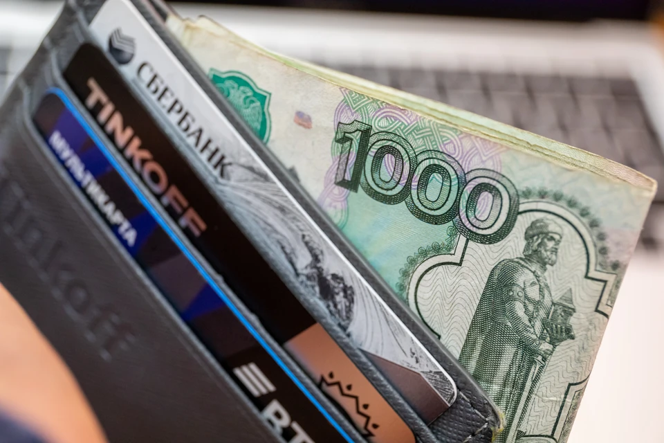 Красноярец обвинил бросившую его девушку в краже 1,7 миллионов рублей