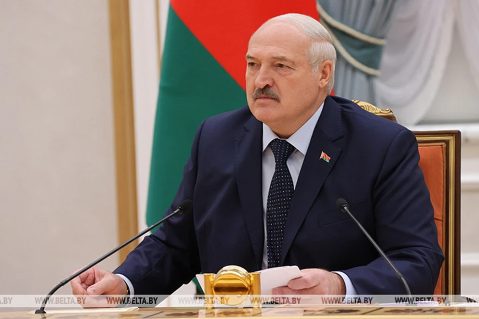 Лукашенко назвал уборку продовольственным фронтом, а зерно золотовалютным резервом. Фото: president.gov.by