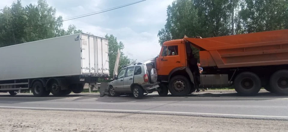 Все произошло примерно в 14.50 на 10 километре трассы