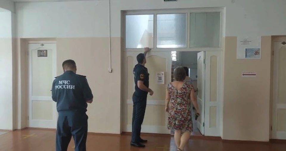 Пожарные выявили нарушения в процессе подготовки школ к новому году ФОТО: ГУ МЧС Херсонской области