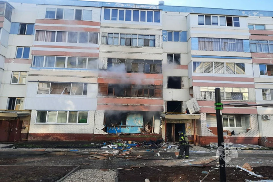 Жильцам разрешили зайти в свои квартиры и забрать вещи первой необходимости