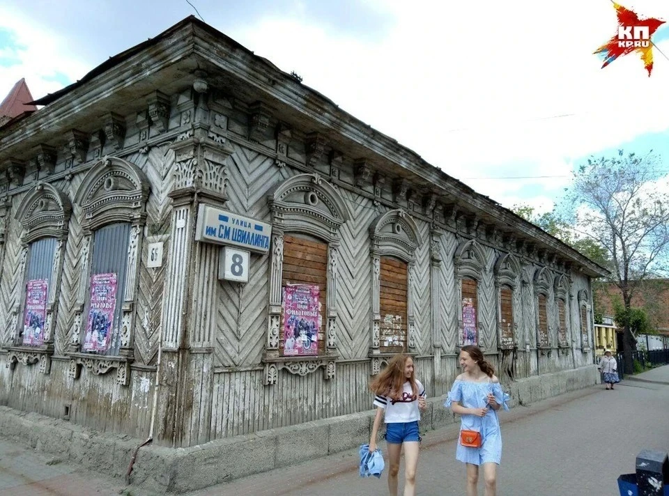 Старинное здание XIX века нуждается в ремонте