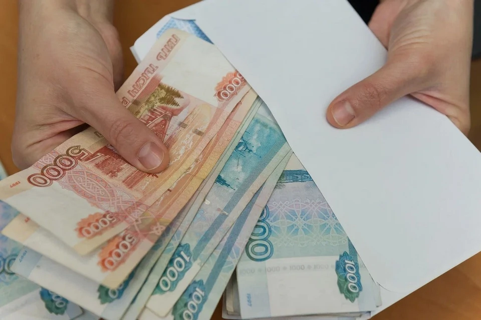Пенсионер взял кредит на 8,5 млн рублей и перевел деньги мошенникам.