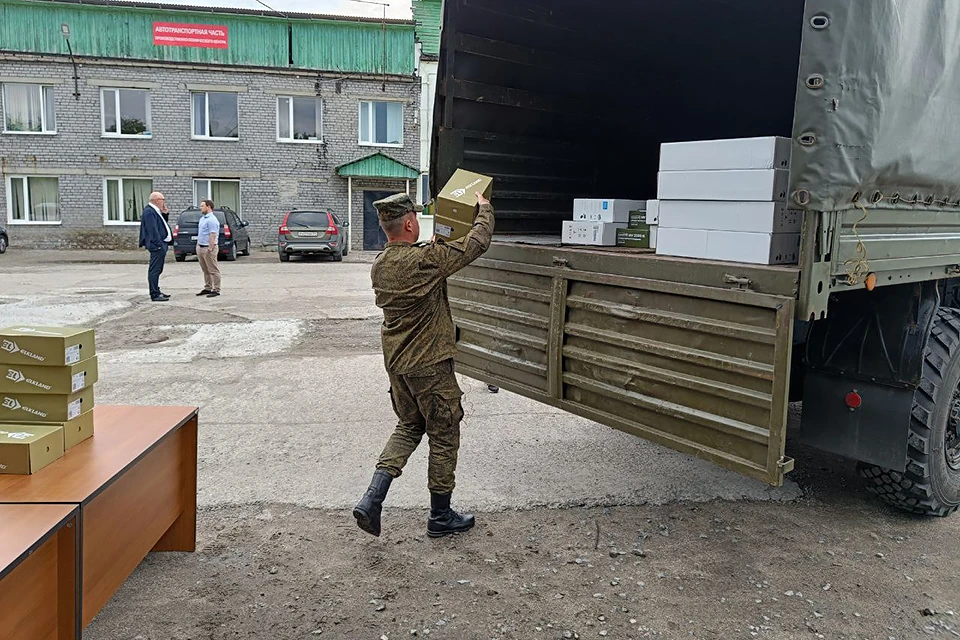 Из Мурманской области в зону СВО отправили партию дополнительной помощи от жителей Оленегорска. Фото: Правительство Мурманской области