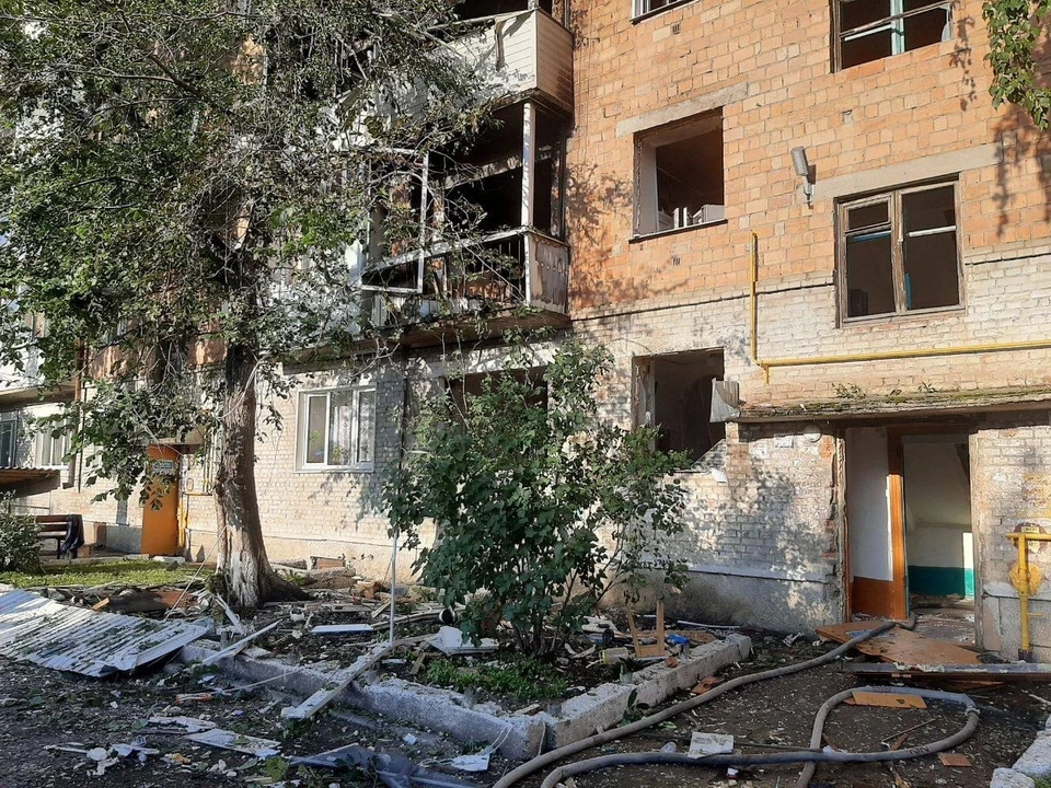 Картина разрушений впечатляет - квартиры выгорели. Фото: МЧС