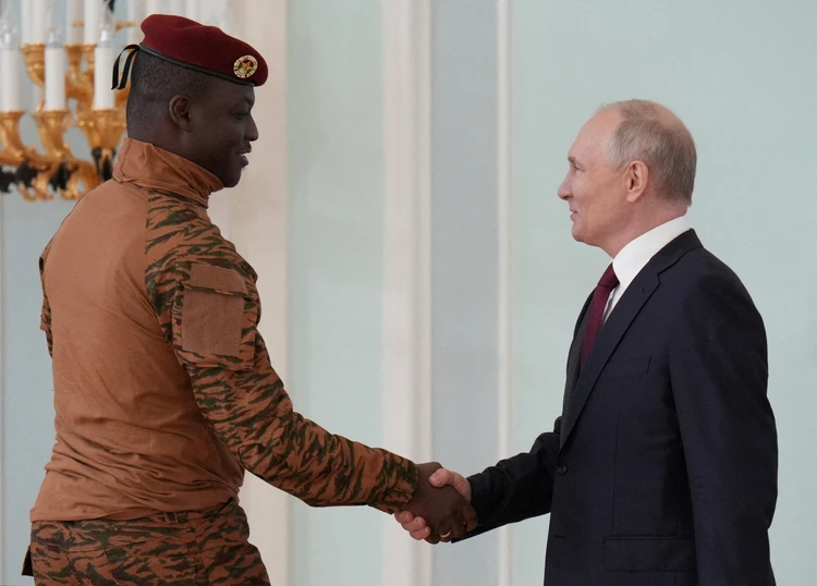 Терроризм, наркотрафик, морские пираты:поможет ли Россия сделать Африку безопасной