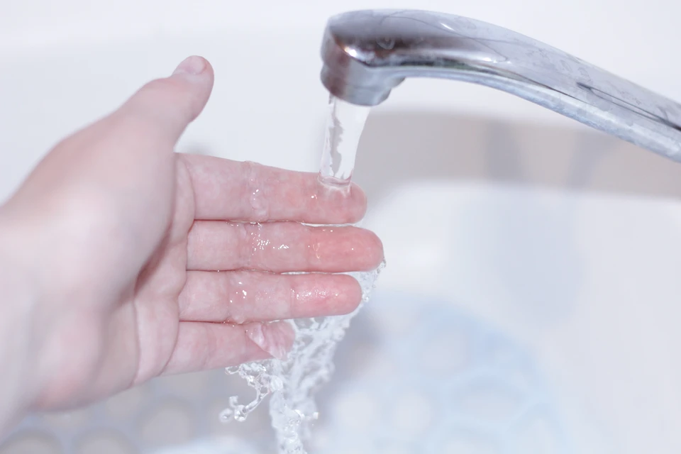 Отключение произошло из-за утечки на водопроводе Фото из архива КП