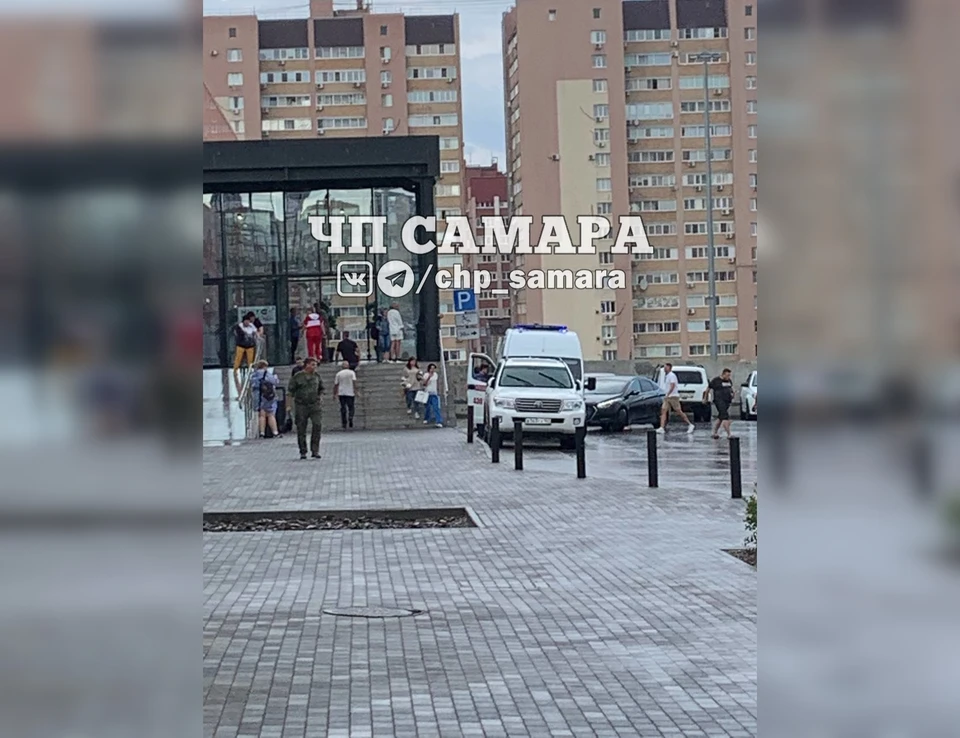 Ранее жители сообщали, что посетители пожаловались на плохое самочувствие